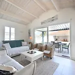 Coraly - Piscine Chauffee Et Jardin *