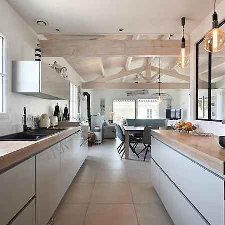 Feriehus Coraly - Piscine Chauffee Et Jardin Sainte-Marie-de-Ré