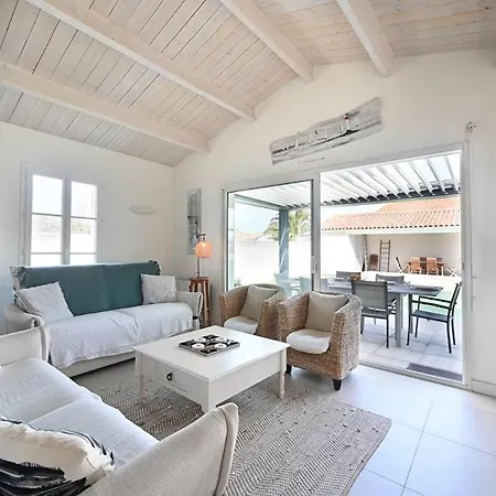 Coraly - Piscine Chauffee Et Jardin *