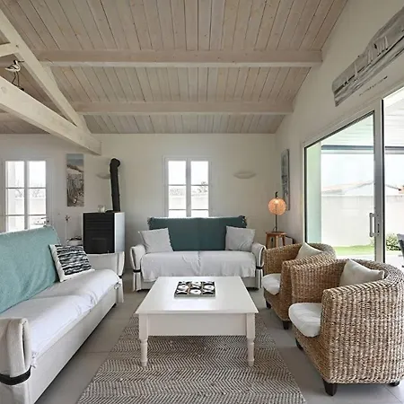 Coraly - Piscine Chauffee Et Jardin Feriehus